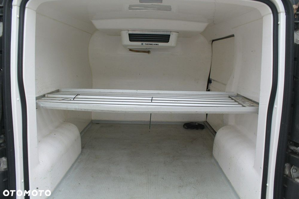 Renault Trafic - 10