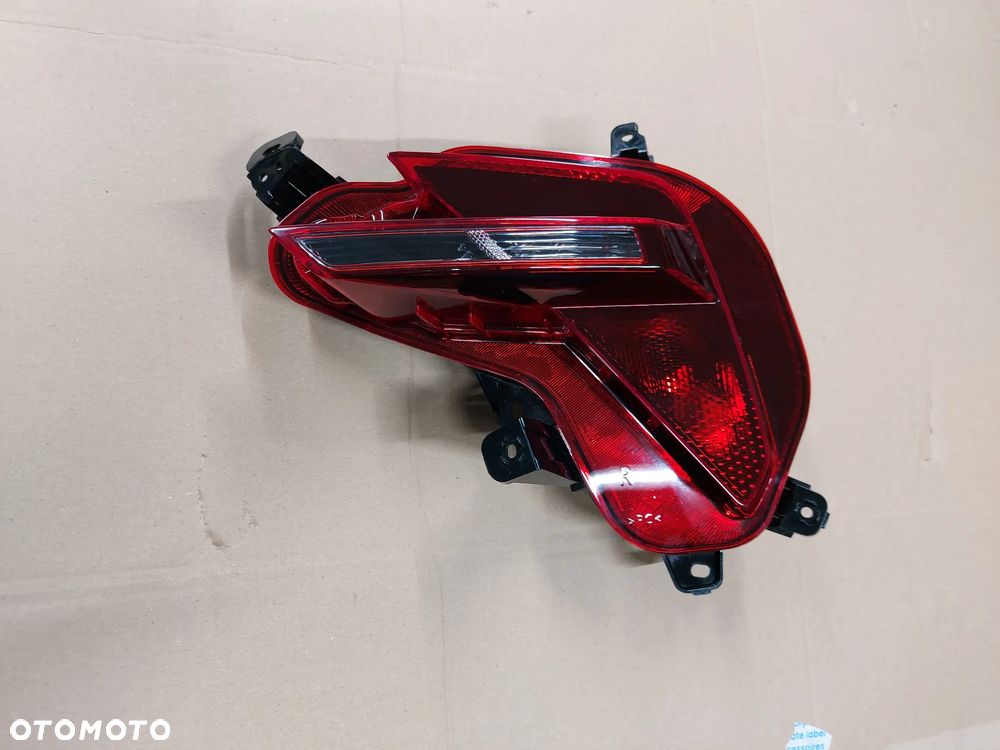 Hyundai Tucson IV N-Line 20- Lampa Prawa Tył w Zderzak Oryginał Idealna - 1