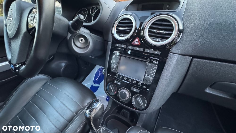 Opel Corsa 1.6 Turbo OPC Nürburgring Edition - 37