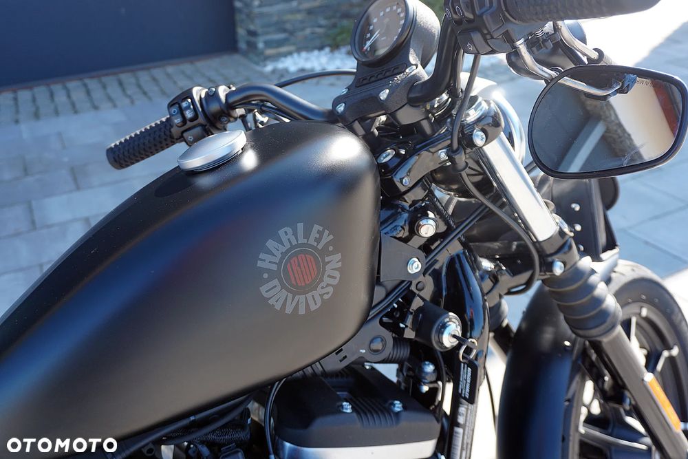 Harley-Davidson Sportster Iron 883 - 9
