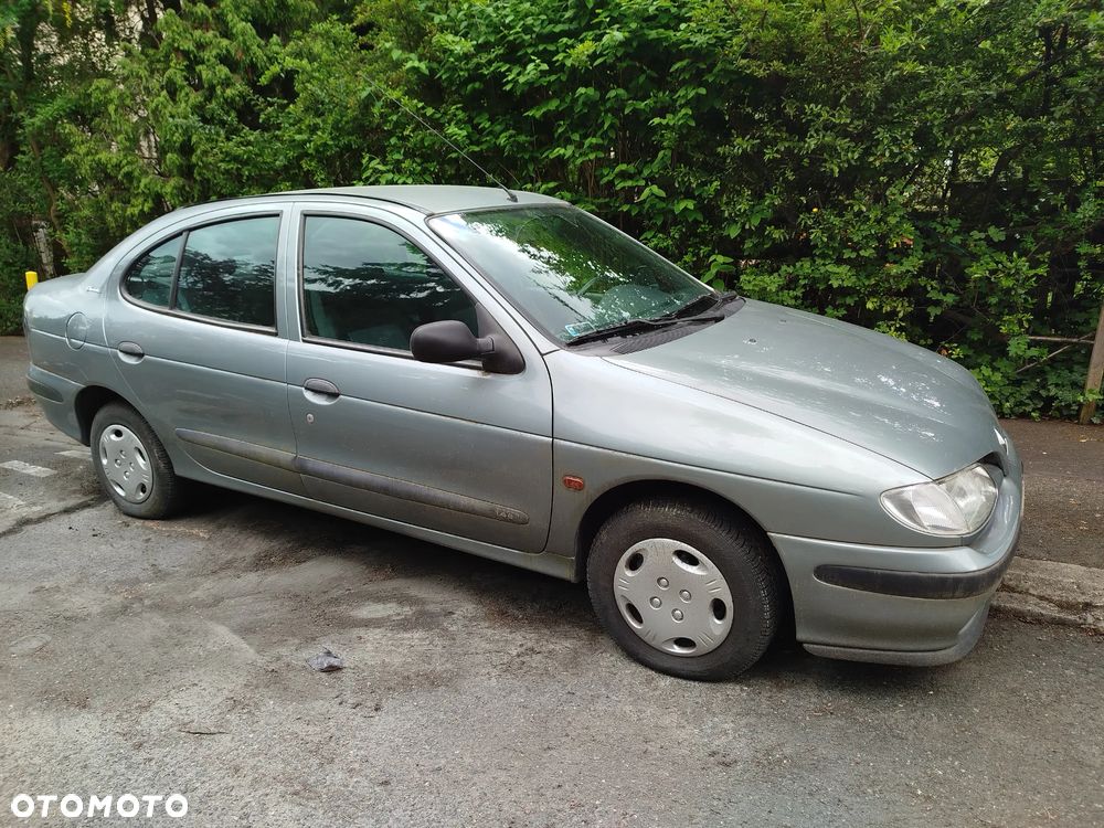 Renault Megane 1.4 RN - 16