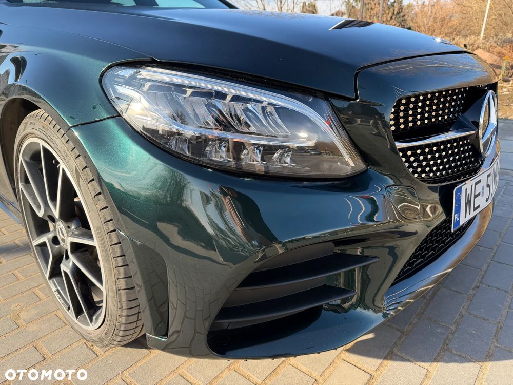 Mercedes-Benz Klasa C 300 9G-TRONIC Night Edition - 10