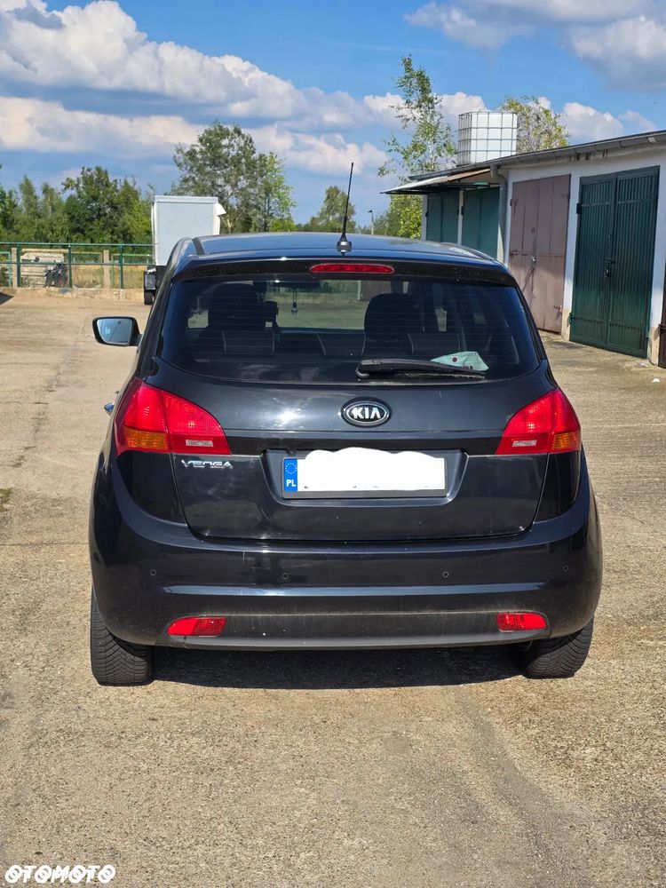 Kia Venga 1.6 CVVT Automatik Black Collection - 4