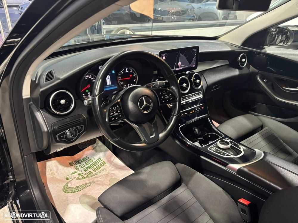 Mercedes-Benz C 200 - 21