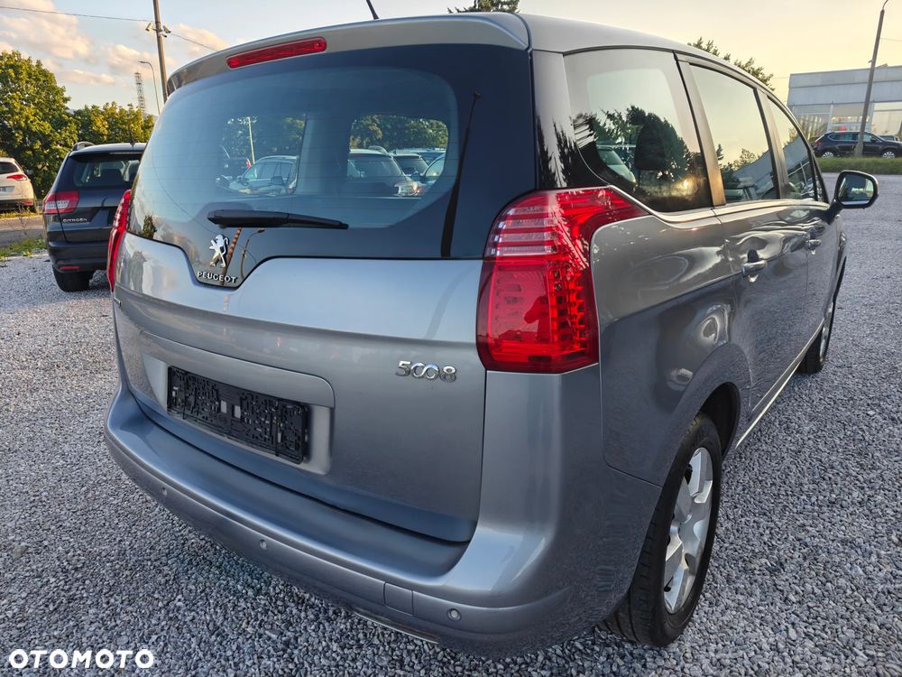 Peugeot 5008 - 2