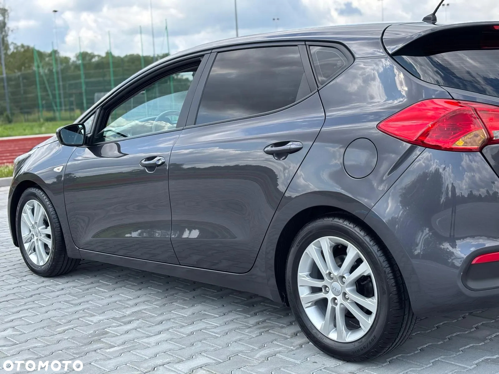 Kia Ceed 1.6 GDI Fifa World Cup Edition - 6