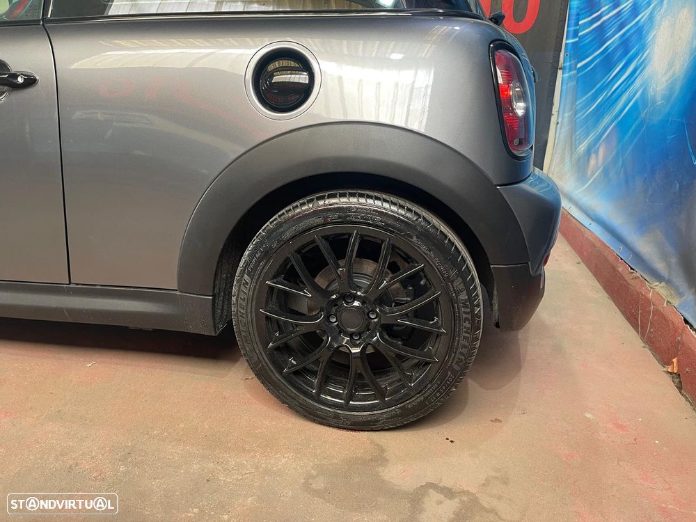 MINI 3 Portas Cooper S - 31