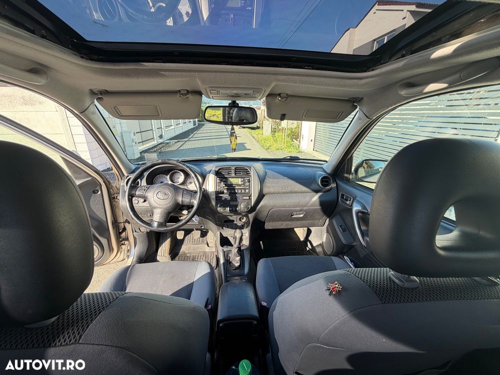 Toyota RAV4 2.0 VIP - 7