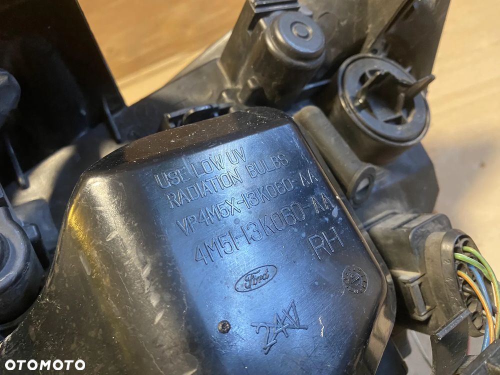 Lampa Ford Focus II prawy lub lewa przód - 12