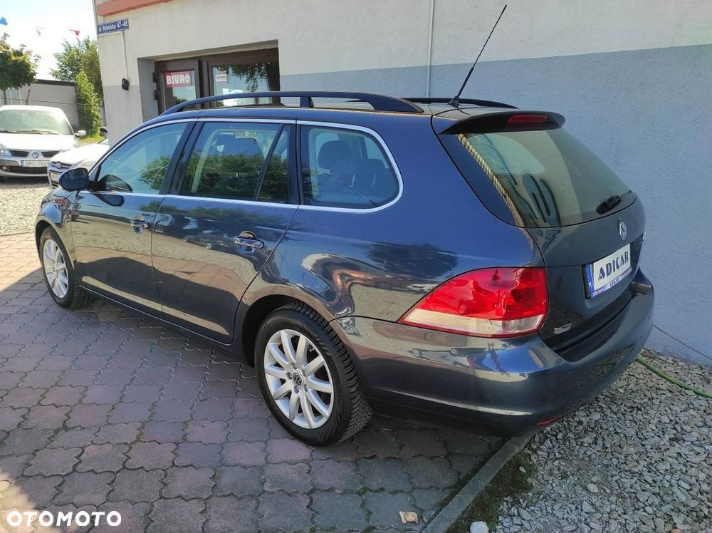 Volkswagen Golf - 4