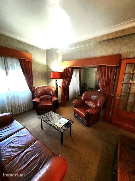 Apartamento T3 -  Arrendamento Bairro Norton de Matos. - Grande imagem: 2/11