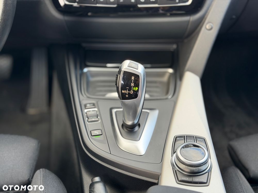 BMW Seria 3 - 29