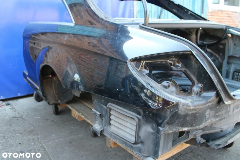 Błotnik tył tylny lewy prawy ćwiartka tylna lewa prawa OE Mercedes W216 C216 Lift C197 - 19