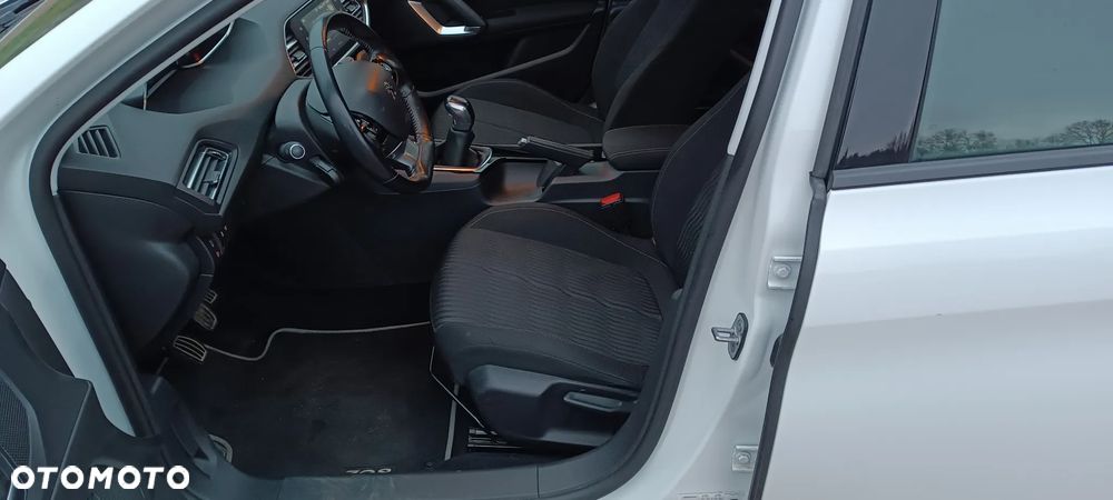 Peugeot 308 BlueHDi 100 Stop & Start Access - 8