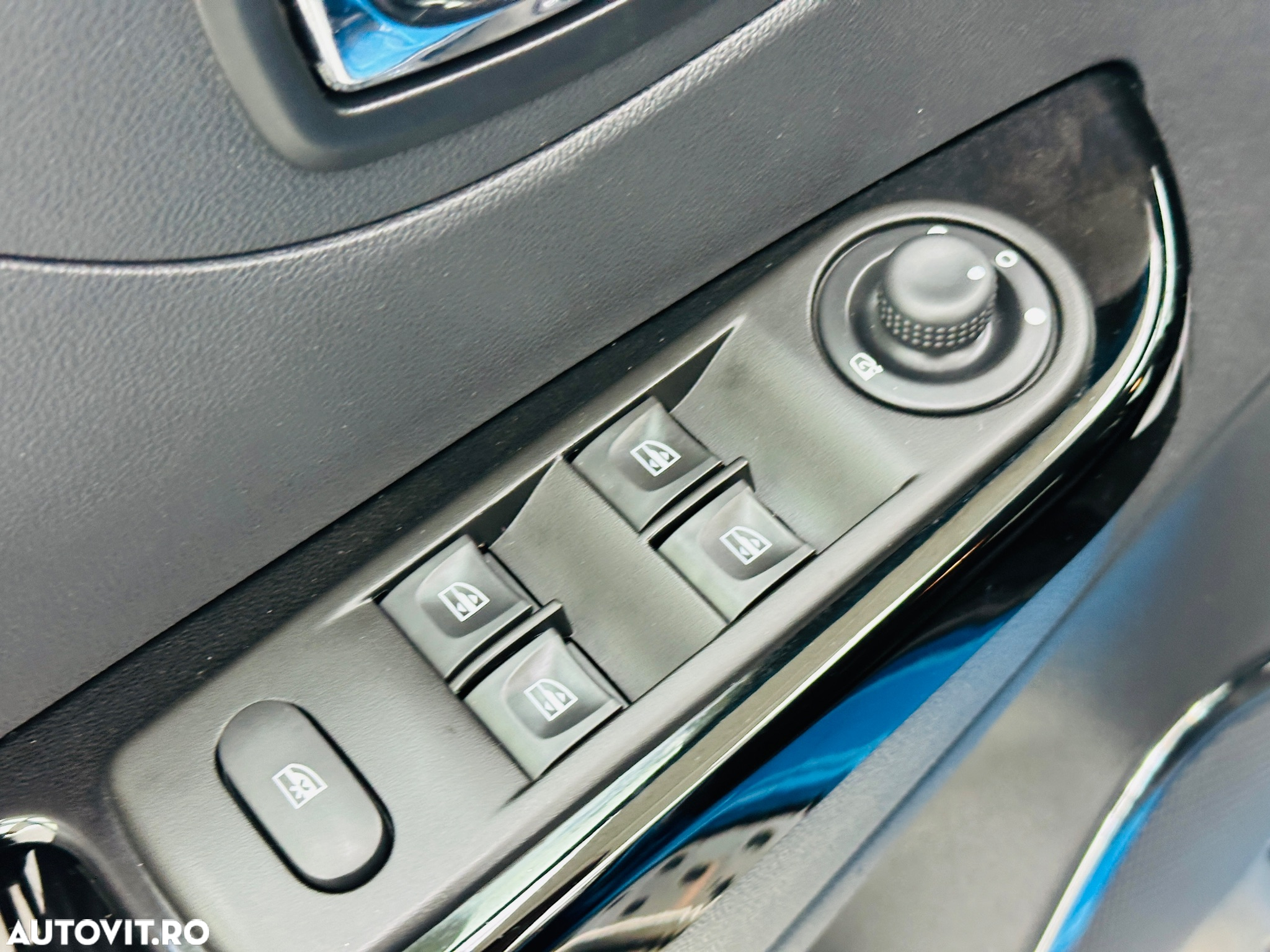 Renault Captur ENERGY TCe 120 Experience - 12