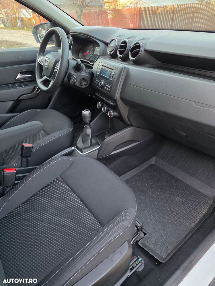 Dacia Duster 1.5 dCi 4x4 Laureate - 14