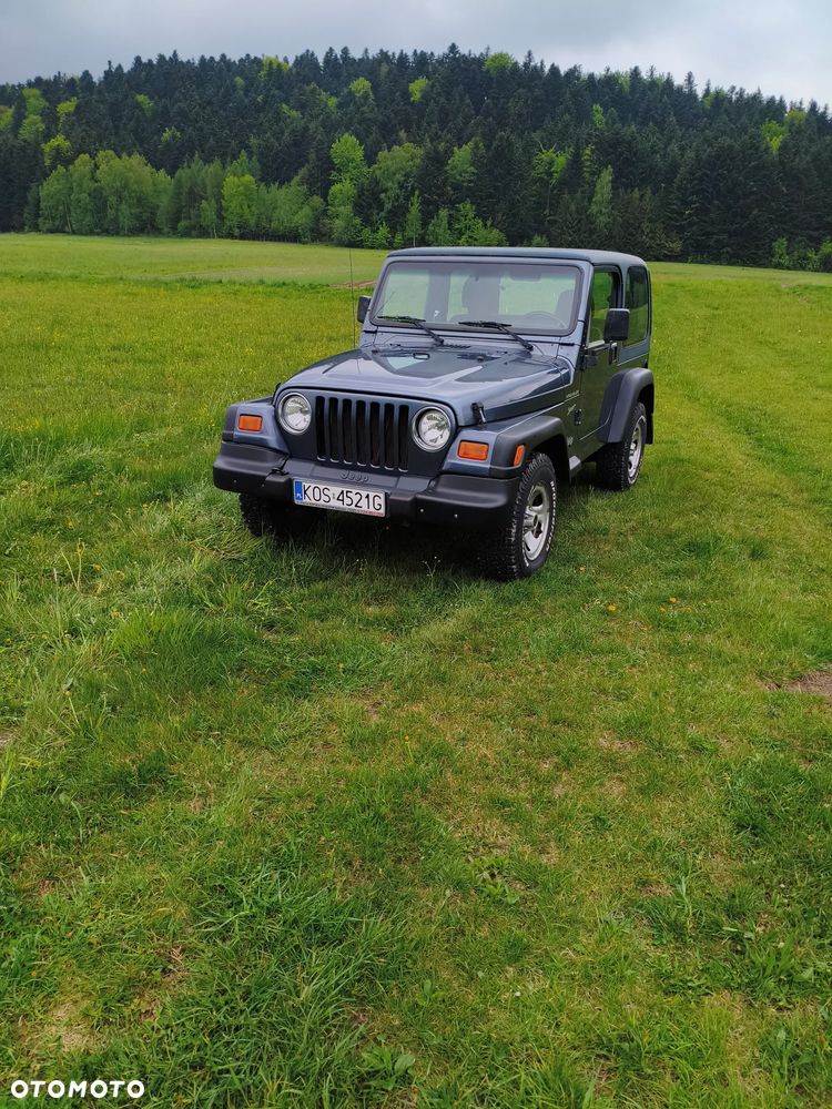 Jeep Wrangler - 1
