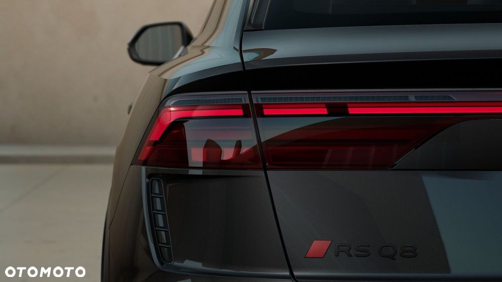 Audi RS Q8 - 7