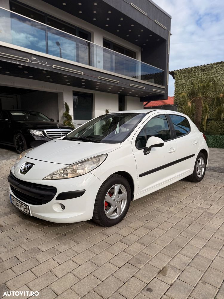 Peugeot 207 1.4HDI Premium - 3