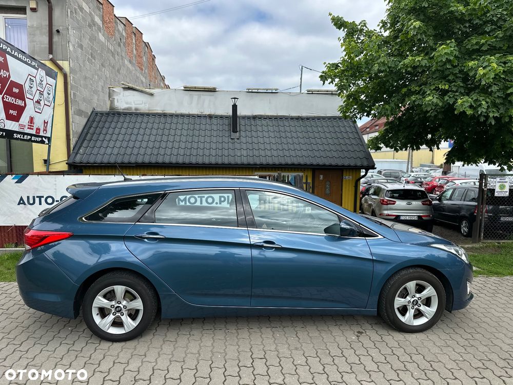 Hyundai i40 i40cw 1.7 CRDi Fifa World Cup Edition - 8
