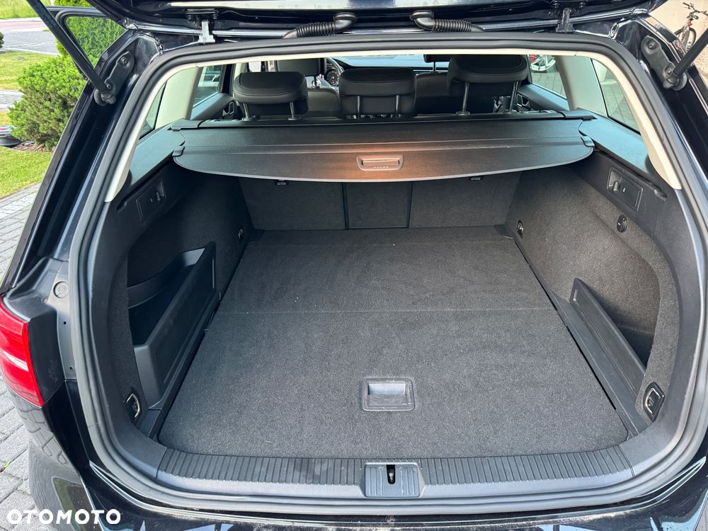 Volkswagen Passat 2.0 TDI BMT Highline - 17