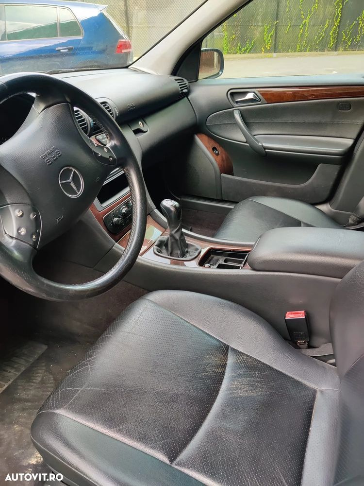 Mercedes-Benz C - 2