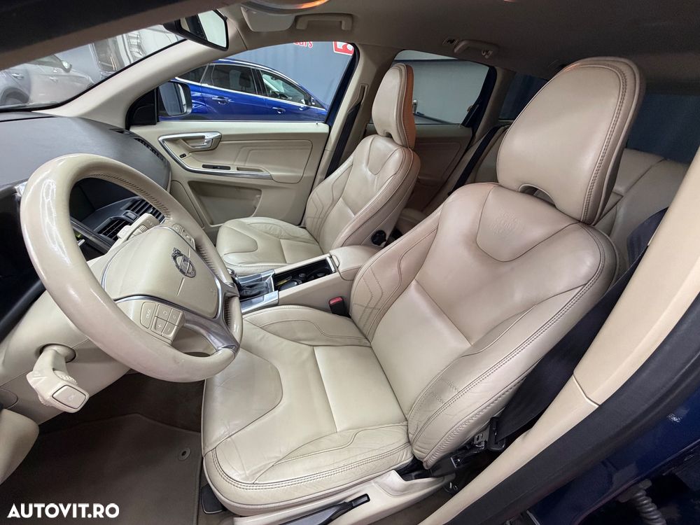 Volvo XC 60 D3 AWD Aut. Ocean Race - 11