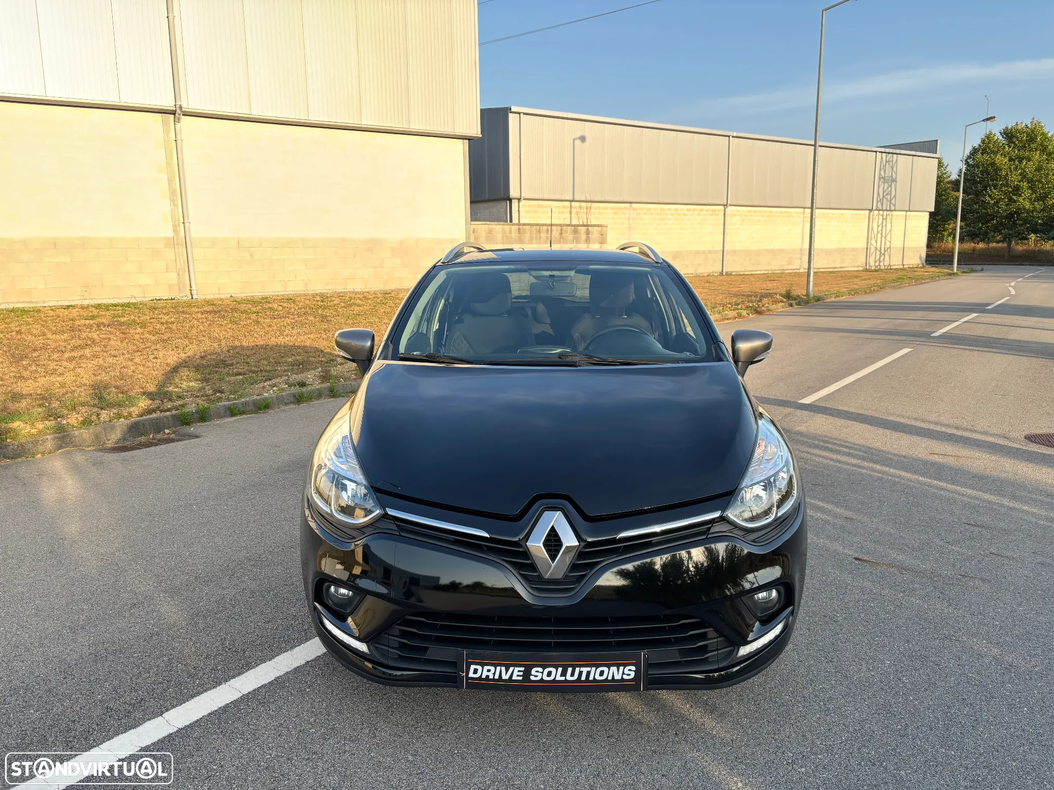 Renault Clio Sport Tourer 0.9 TCe Limited Edition - 10