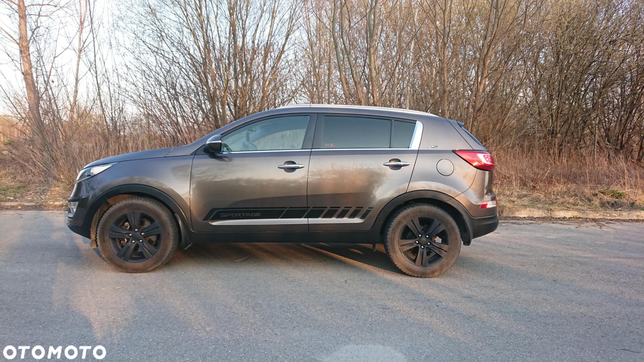 Kia Sportage 2.0 L 2WD - 6