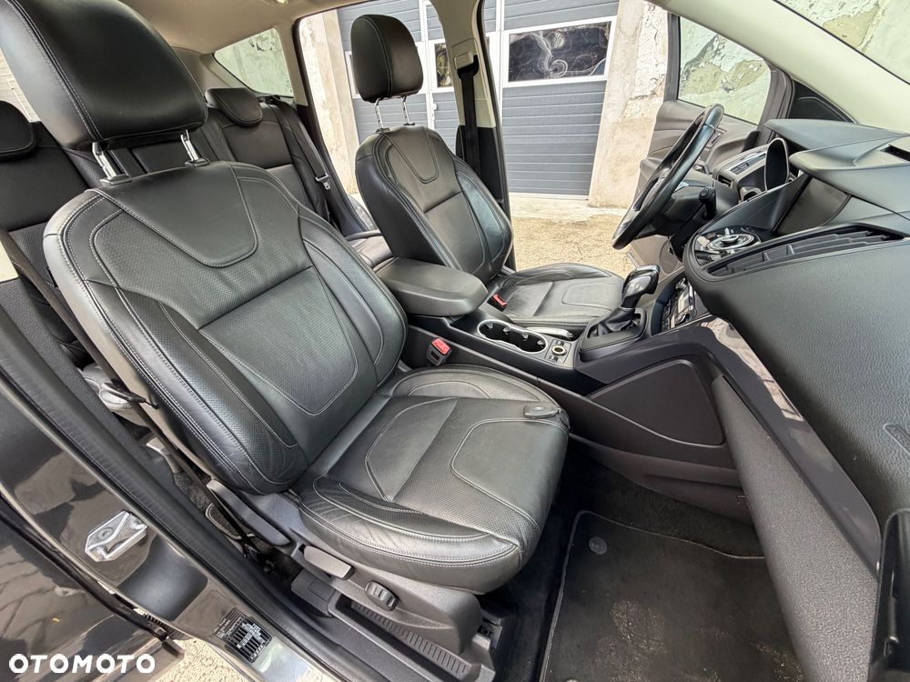 Ford Kuga - 7