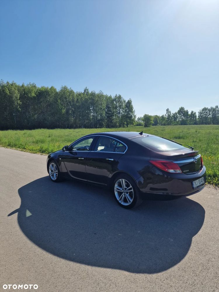 Opel Insignia 2.0 CDTI Cosmo 4x4 - 2