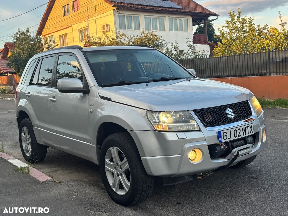 Suzuki Grand Vitara 1.9 DDiS Club - 2