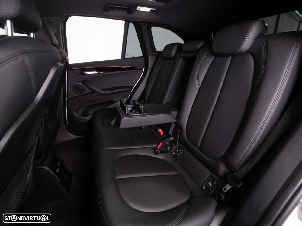 BMW X1 xDrive25e M Sport - 11