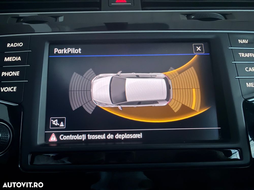 Volkswagen Golf 1.0 TSI BlueMotion DSG Trendline - 13