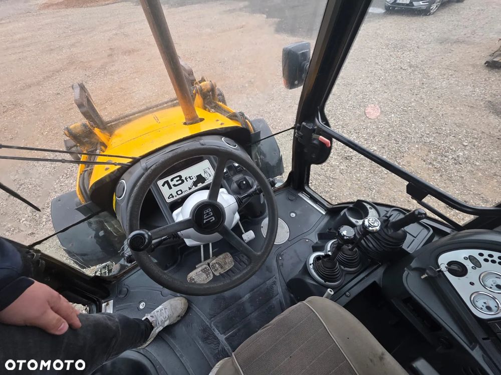JCB 3CX Contractor - 7
