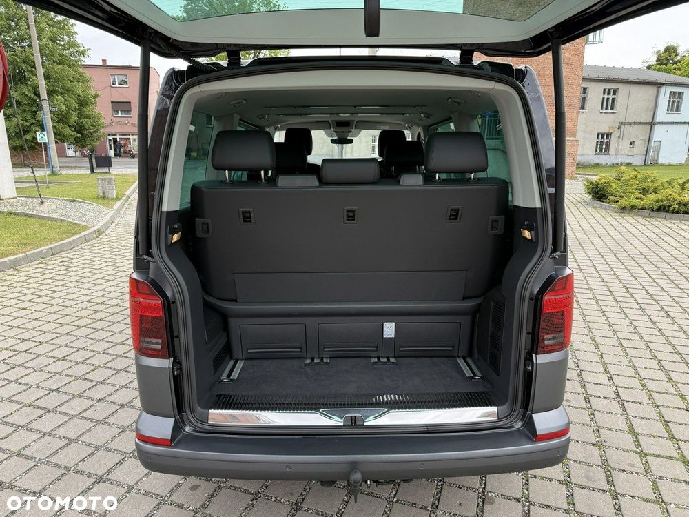 Volkswagen Multivan - 14