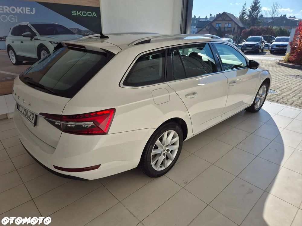 Skoda Superb 1.5 TSI Ambition DSG - 7