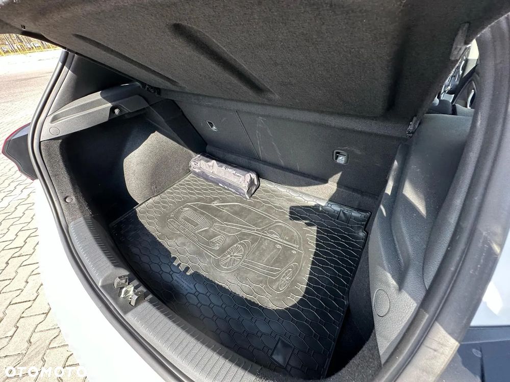 Hyundai i30 1.5 DPI Comfort - 10