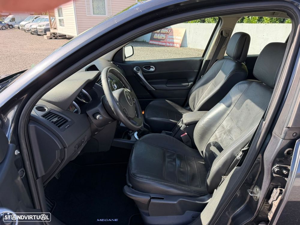 Renault Mégane 1.5 dCi Confort - 6