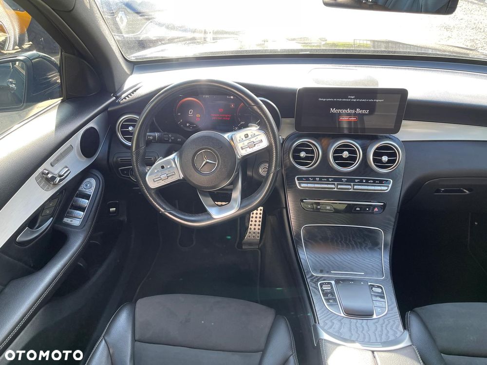Mercedes-Benz GLC 300 de 4Matic 9G-TRONIC AMG Line - 9