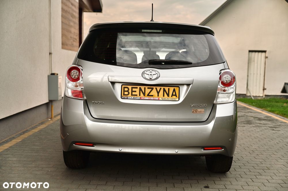Toyota Verso 1.8 7-Sitzer Skyview Edition - 17