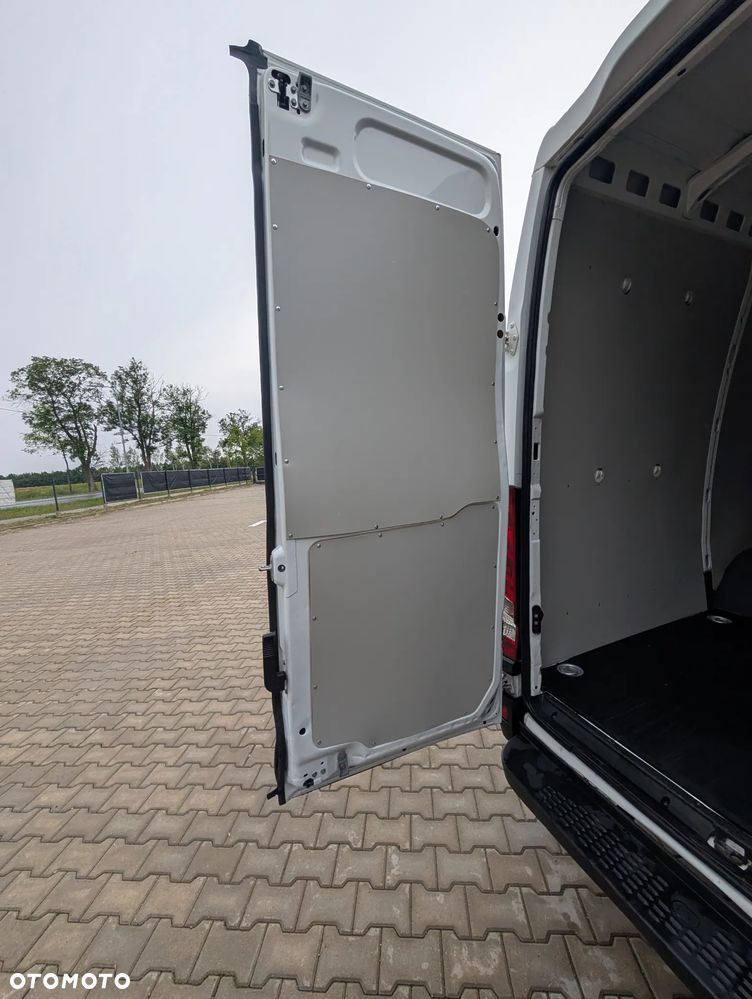 Iveco Daily Maxi Long - 18