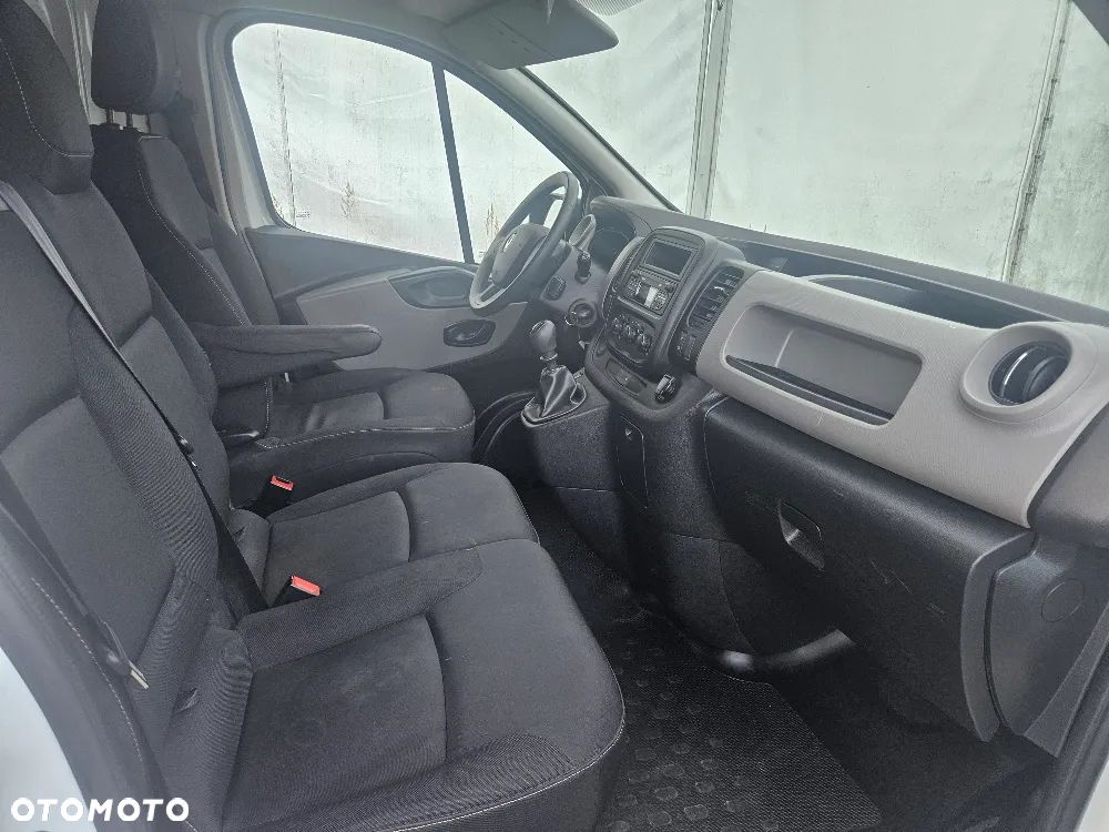 Renault TRAFIC - 15