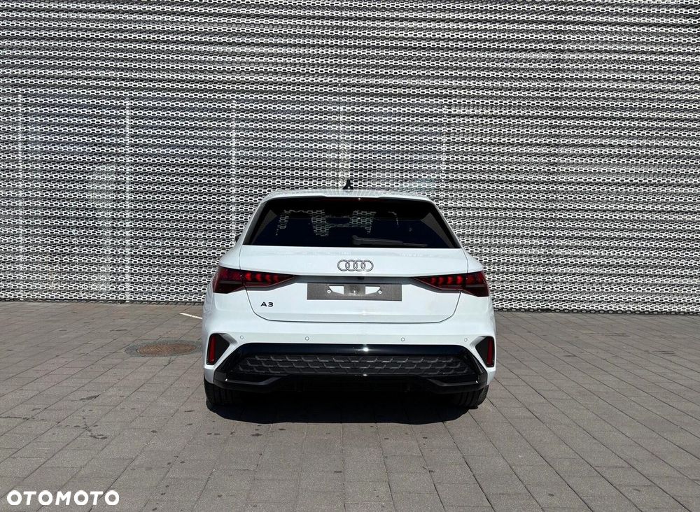 Audi A3 Sportback - 8
