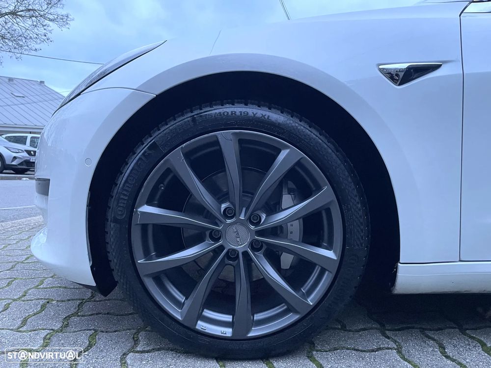 Tesla Model 3 RWD - 9