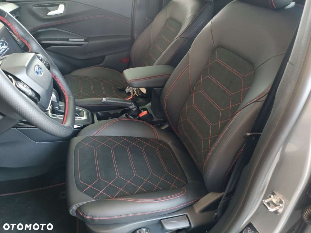 Ford Kuga - 12