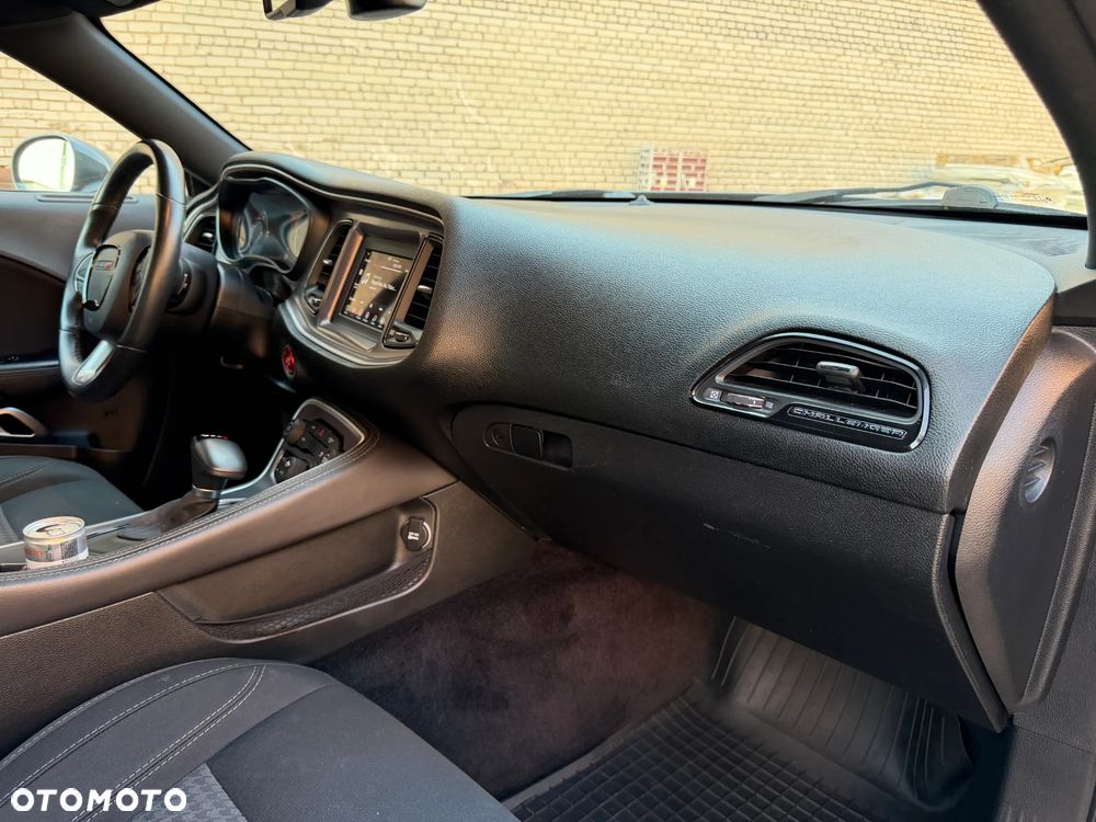 Dodge Challenger 3.6 SXT - 20