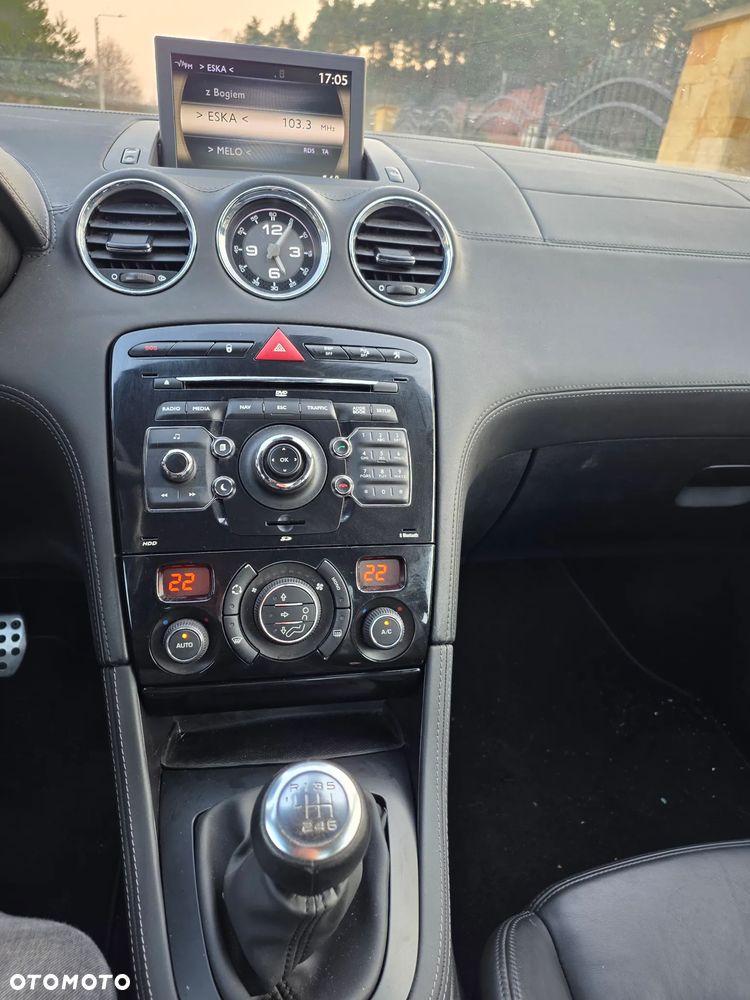 Peugeot RCZ 1.6 155 THP - 11