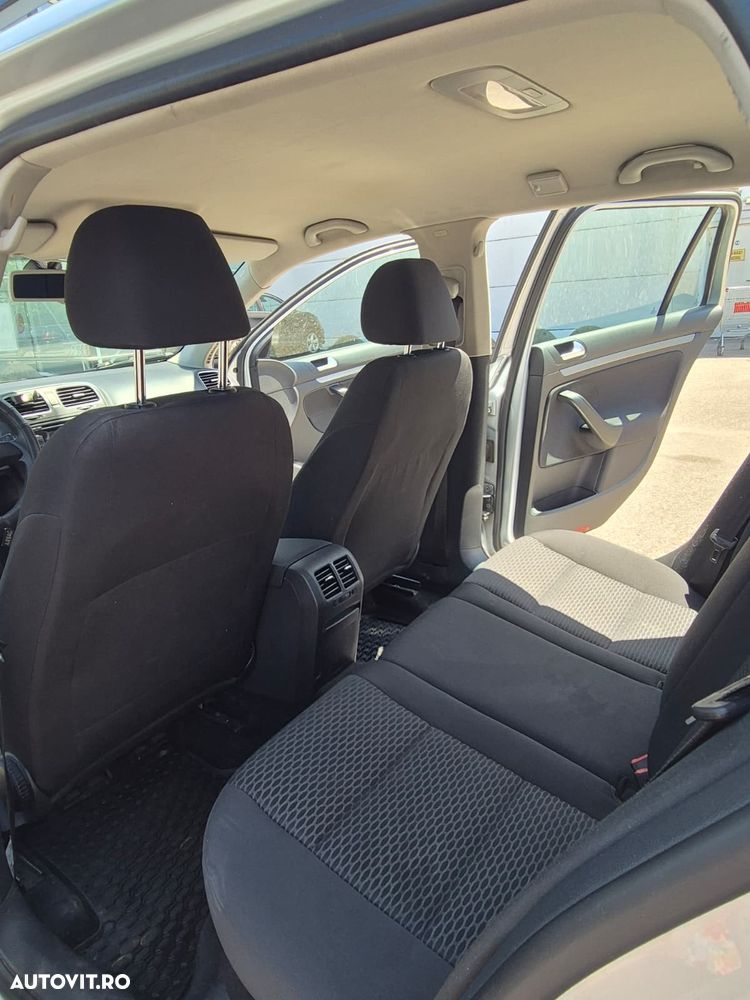 VOLKSWAGEN Golf 2012 — imagine 24