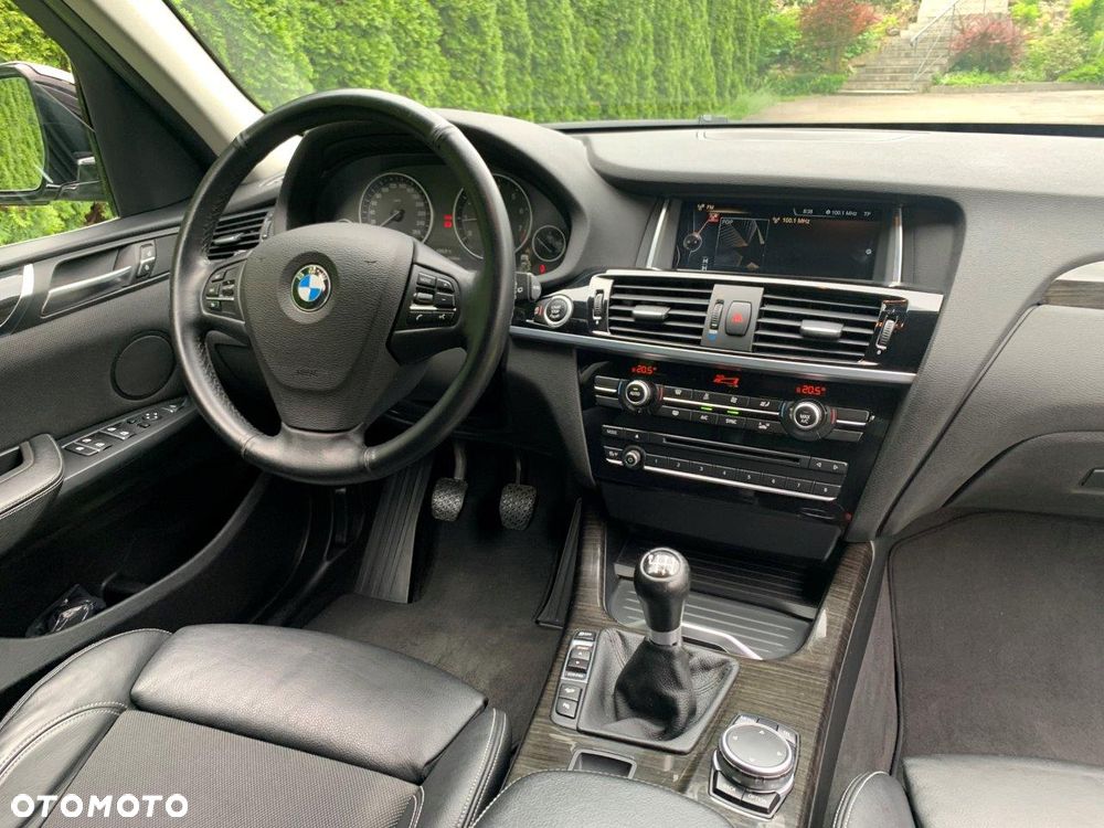 BMW X3 20i xDrive - 16